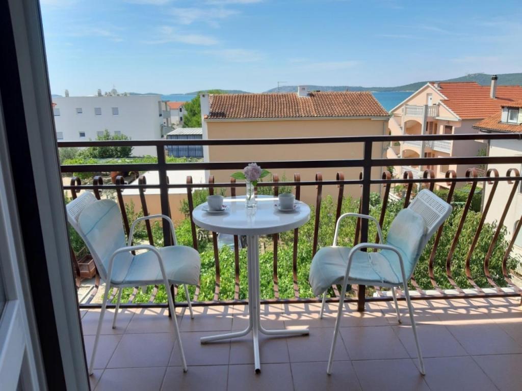 שיבניק Guesthouse Brodarica מראה חיצוני תמונה