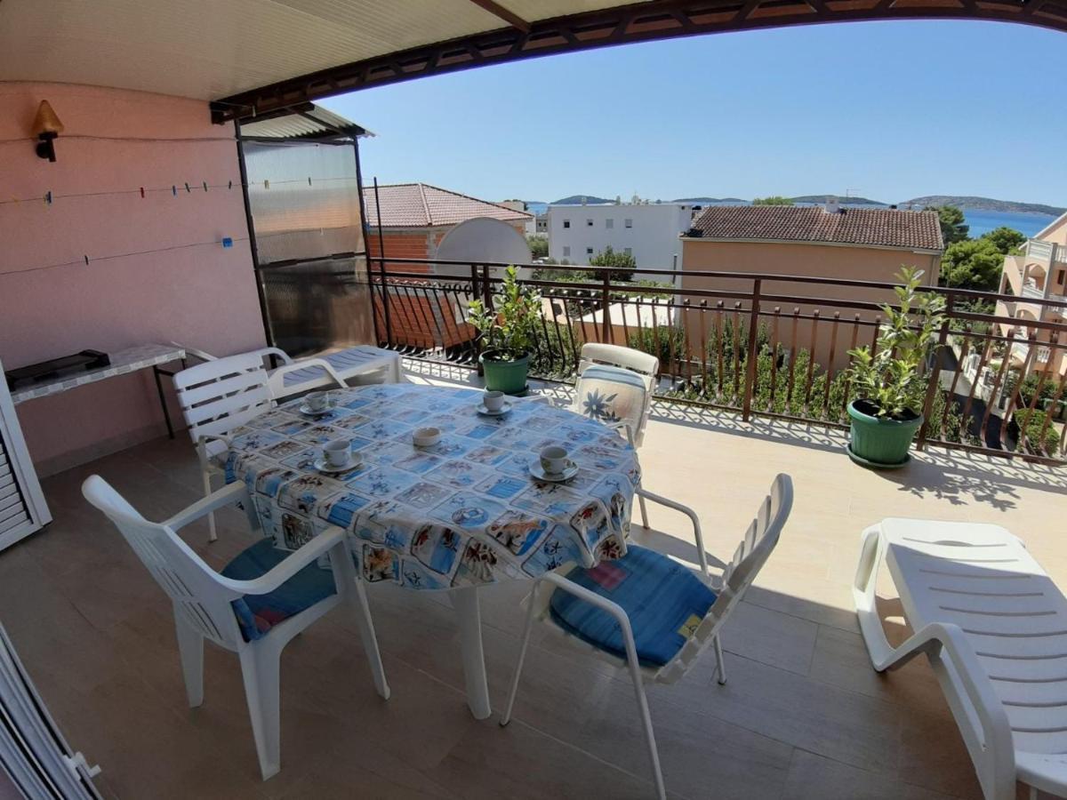 שיבניק Guesthouse Brodarica מראה חיצוני תמונה