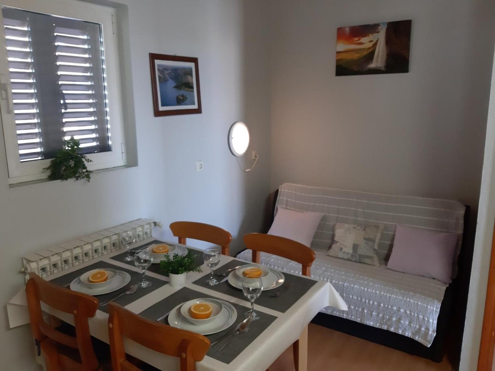 שיבניק Guesthouse Brodarica מראה חיצוני תמונה